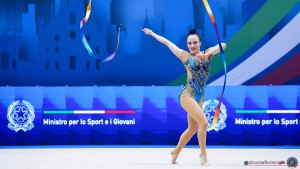 aa q matsusaka reina jpn sfe07682 copia simone ferraro ph